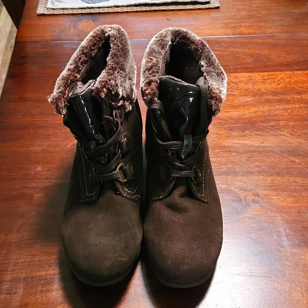 Womens boots